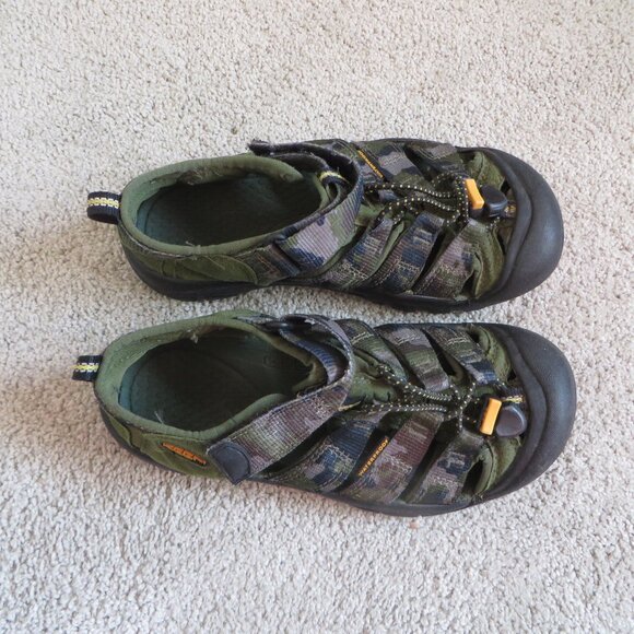 keen boys newport sandals size 3 army/camo green - Picture 6 of 10